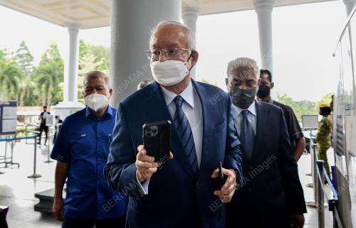 DATUK SERI NAJIB TUN RAZAK