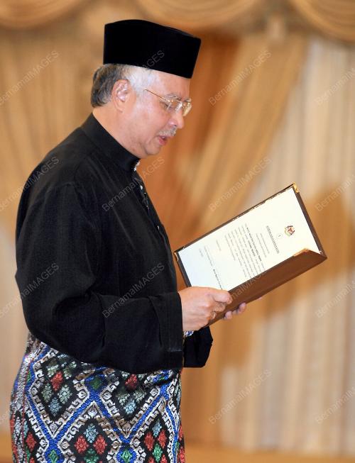 MOHD NAJIB TUN ABDUL RAZAK