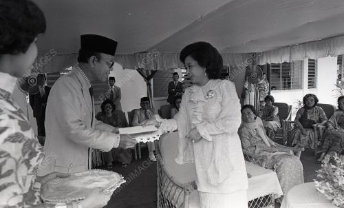 RAJA PERMAISURI AGONG