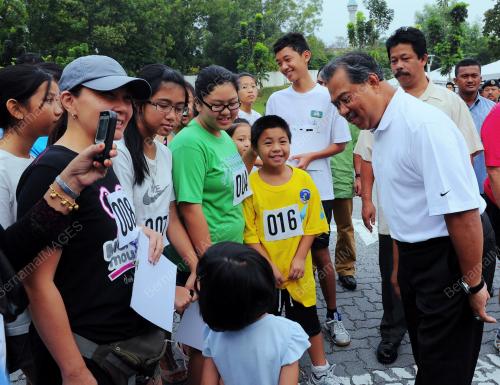 TAN SRI MUHYIDDIN MOHD YASIN