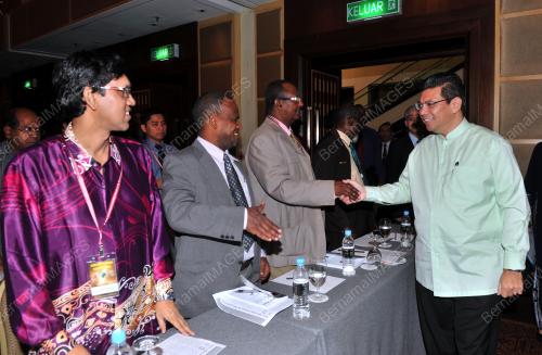 KL04_03072012_IIUM_CONGRESS