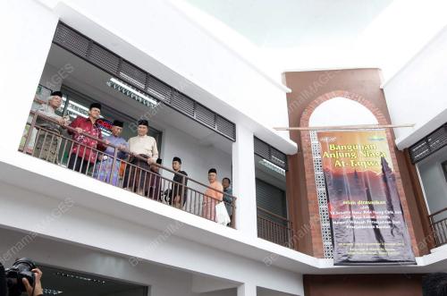 RAJA NONG CHIK RAJA ZAINAL ABIDIN