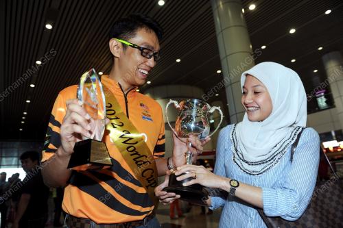 KL04_03122012_BOLING