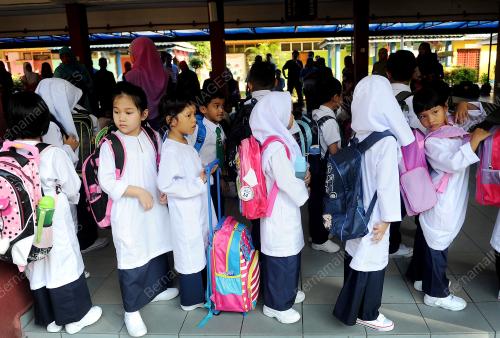 KL04_04012016_TAHUN_SATU
