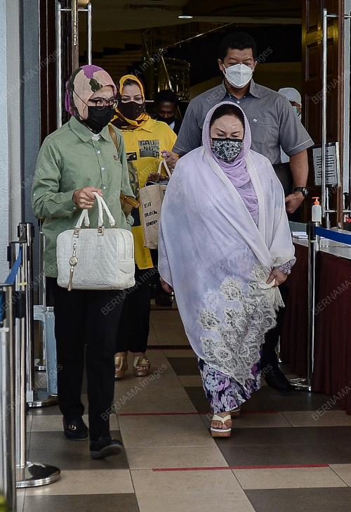 DATIN SERI ROSMAH MANSOR