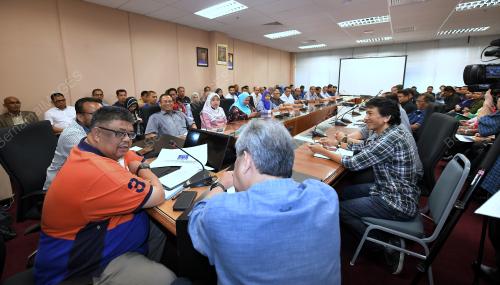 KL04_04042018_MESYUARAT