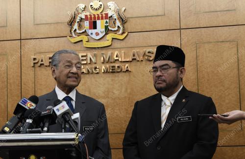 KL04_04042019_PARLIMEN_PM_BN201904045504