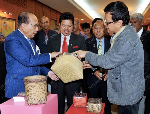 KL04_04062012_RAIS