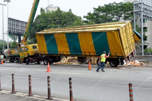 KL04_04082012_LORI