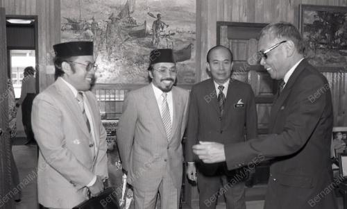 GHAZALI SHAFIE