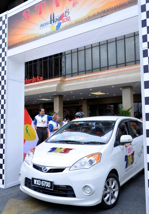 KL04_05012013_MEDIA_HUNT