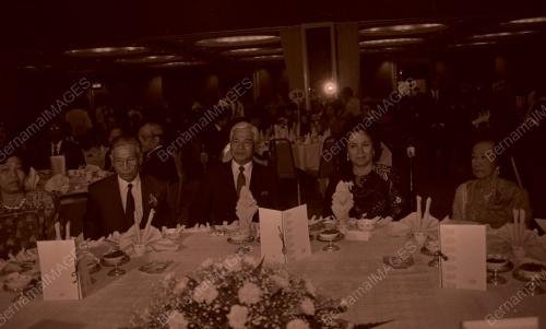 KL04_050590_SANTAPAN