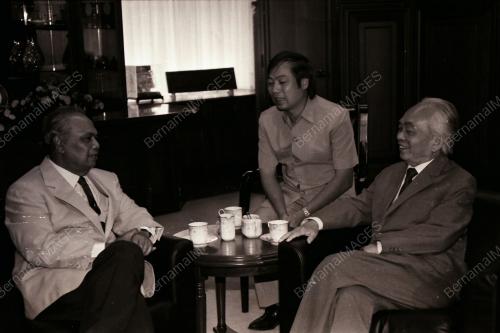 GENERAL VO NGUYEN GIAP