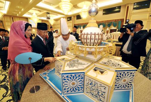 KL04_05082013_KEK_HARI_RAYA