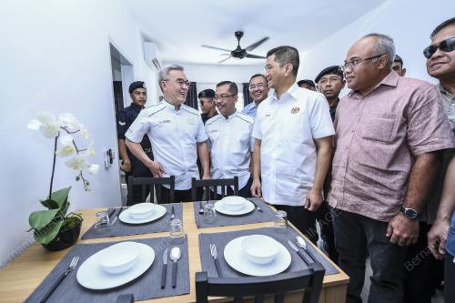 KL04_06012019_AZMIN_BN20191057501