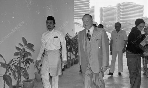 KL04_06022015_ANWAR_SEMINAR