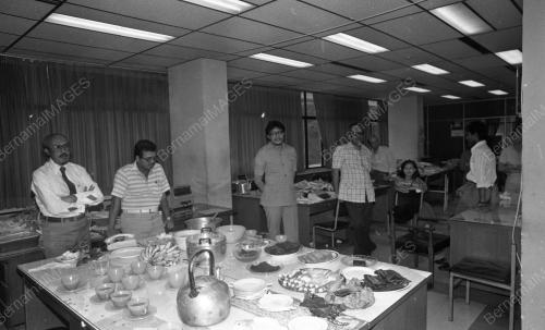 KL04_06022015_MAJLIS_PISAH
