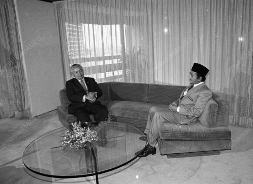 KL04_06022015_PM_SUHARTO