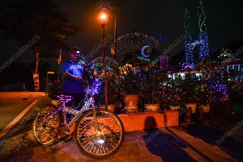 DEKORASI LAMPU HIASAN