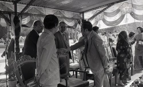 MAHATHIR MOHAMAD