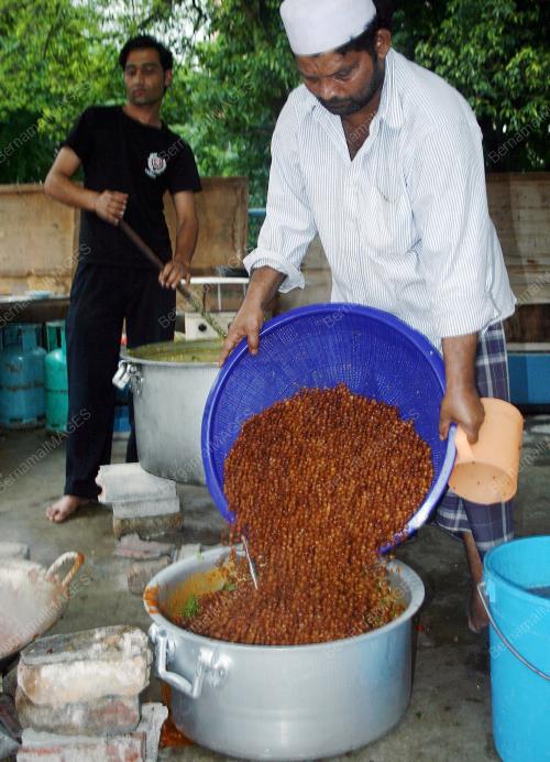 BUBUR LAMBUK KACANG DAL