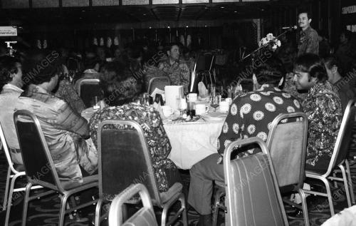 KL04_06102015_MAKAN_MALAM