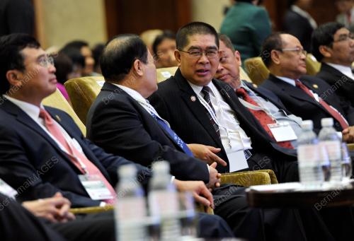 KL04_06102015_MEETING