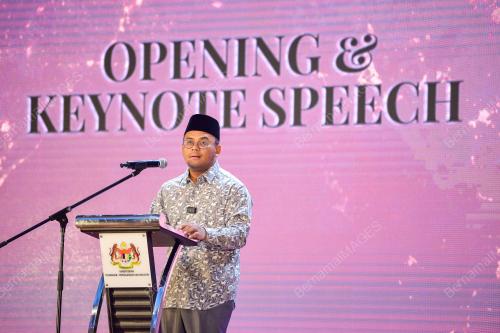 DATUK SERI AMIRUDIN SHARI