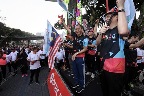 KL04_07042019_LARIAN_BN201904065770