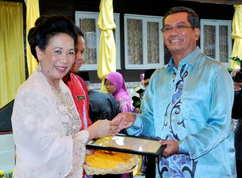 KL04_07062012_PERMAISURI