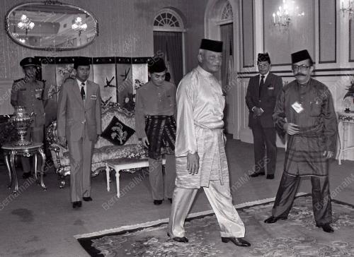 KL04_08012015_AGONG_AHLIMAJLIS
