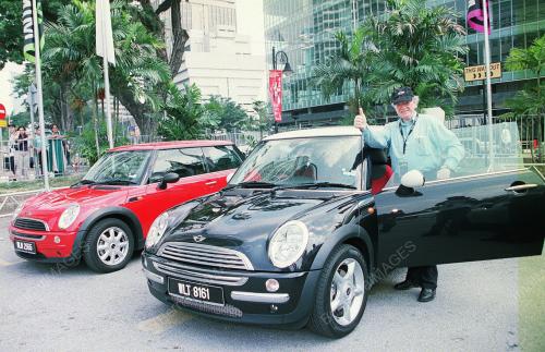 BMW GROUP MINI CAR
