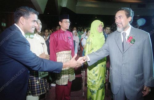DR MAHADZIR MOHD KHIR