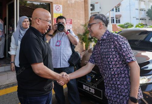 FAHMI FADZIL