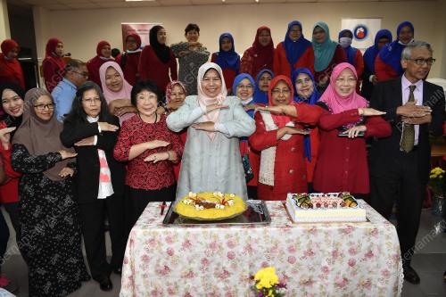 GO RED FOR WOMEN YAYASAN JANTUNG MALAYSIA