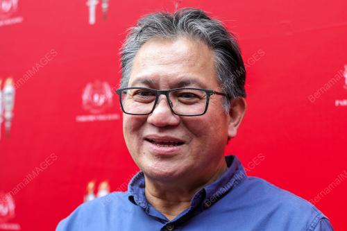 DATUK SERI NUR JAZLAN MOHAMED
