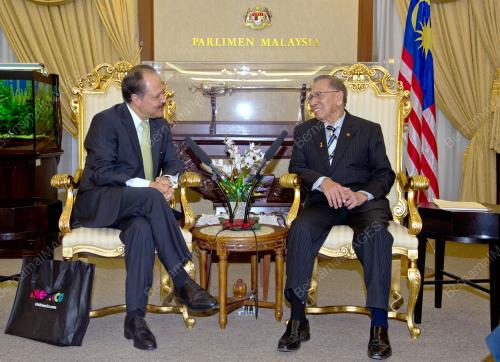 KL04_08072014_PARLIMEN