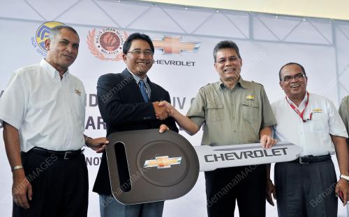 KL04_08112012_DIVE_KERETA