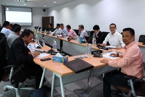 KL04_08112017_BAM_BN201711070690