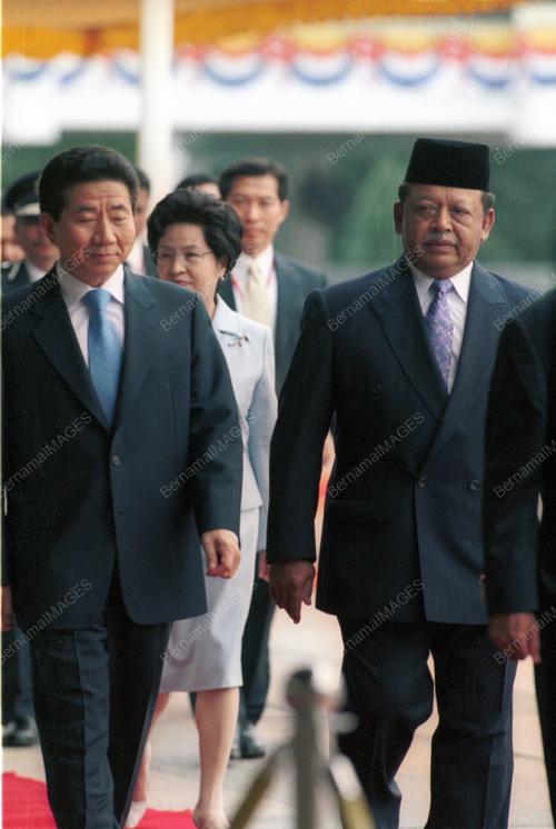 TUANKU SYED PUTRA SYED PUTRA JAMALULLAIL