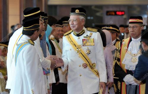 KL04_09032015_PARLIMEN