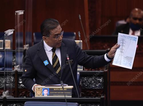 DATUK SERI TAKIYUDDIN HASSAN