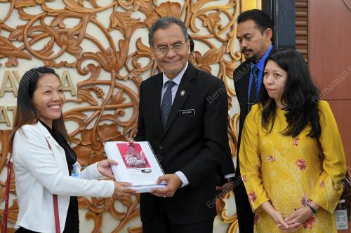 KL04_09042019_PARLIMEN_BN201904075823