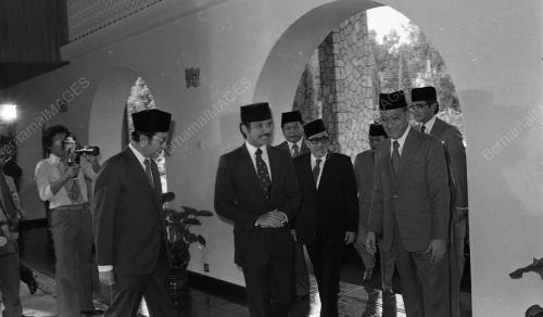 HUSSEIN ONN