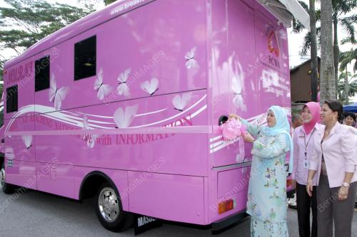 PUAN SERI NORAINEE ABDUL RAHMAN