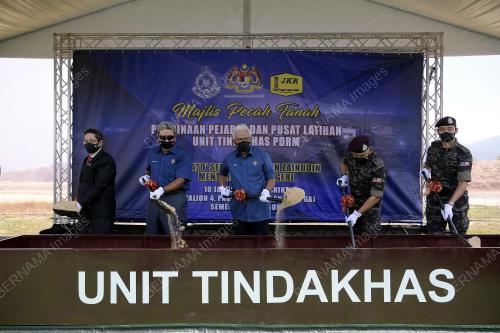 DATUK SERI HAMZAH ZAINUDIN