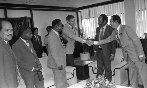 KL04_10032015_PAPUA