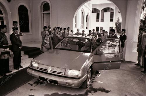 SULTAN ISKANDAR
