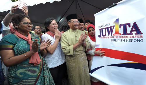 KL04_10082014_JUWITA