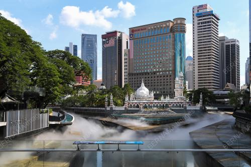 KL04_10082021_TINJAUAN